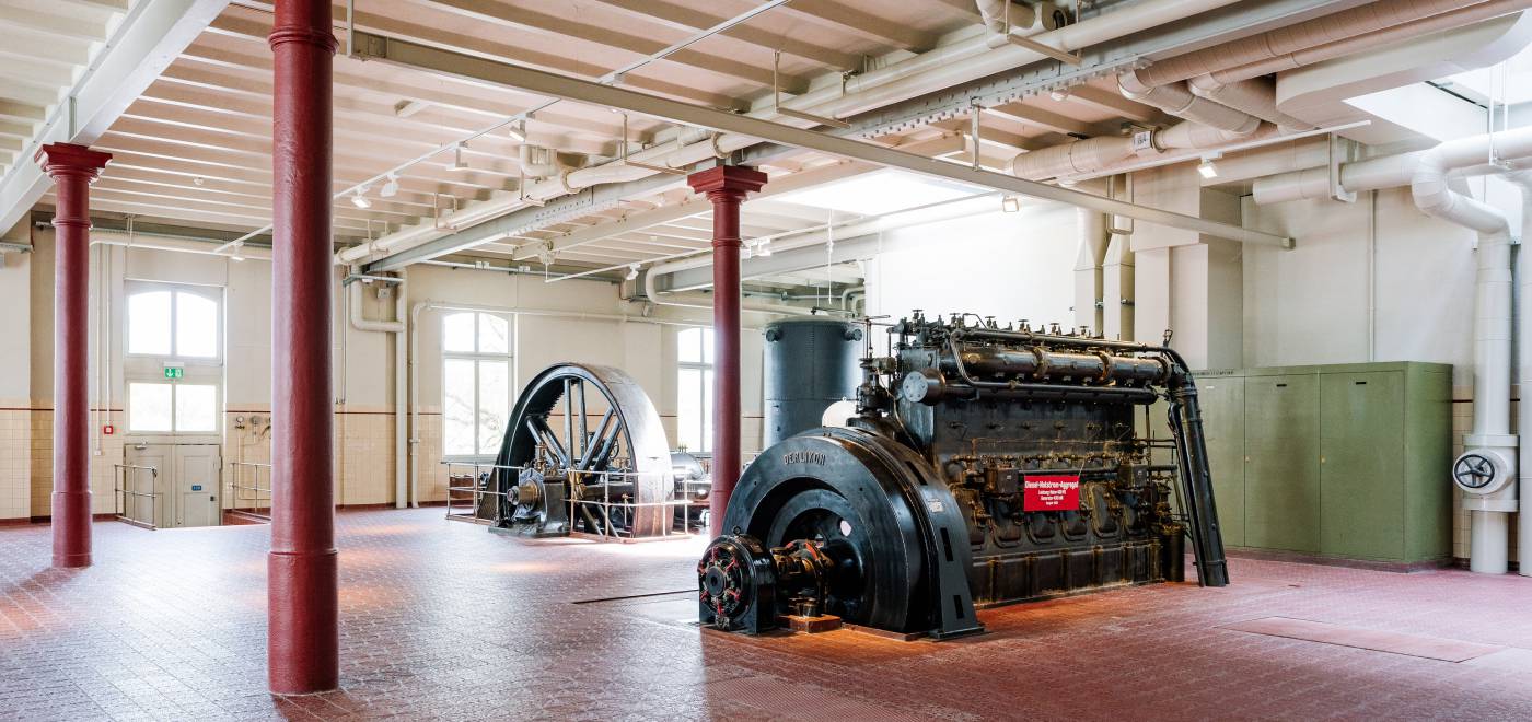 Machine dans le hall historique des machines du B2 Hôtel de Zurich
