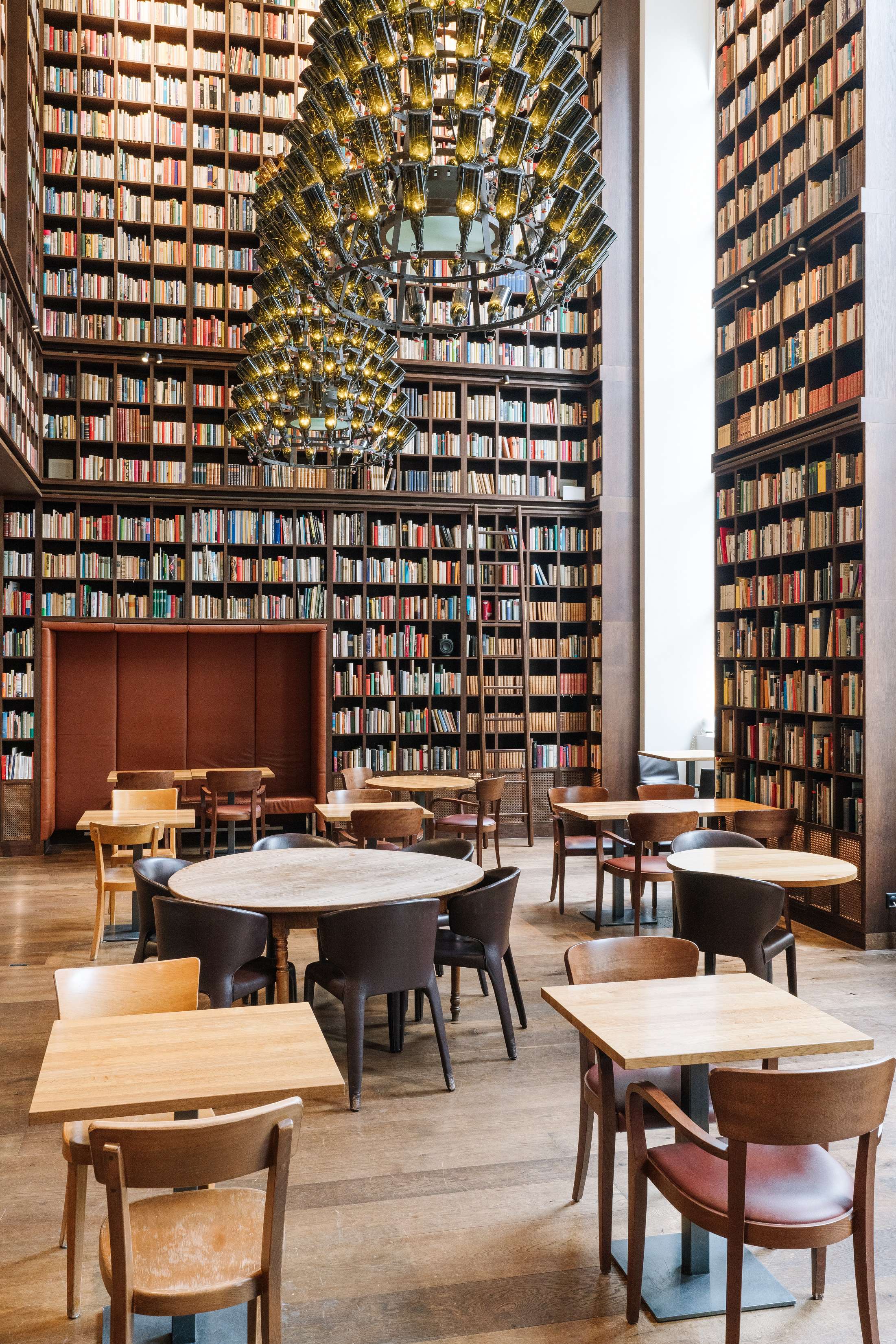 B2 Hotel Library in Zurich with over 33,000 books